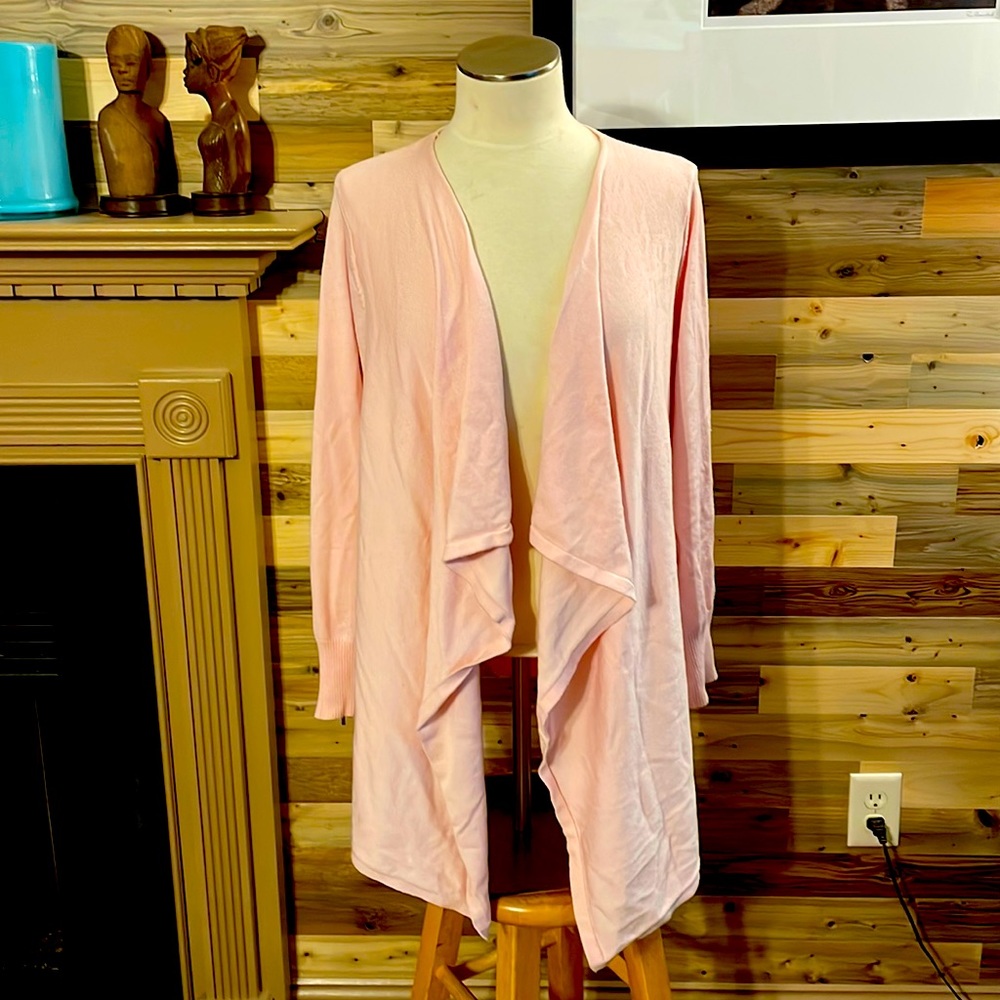 Size 14/16 pink Lane Bryant sweater/cardigan